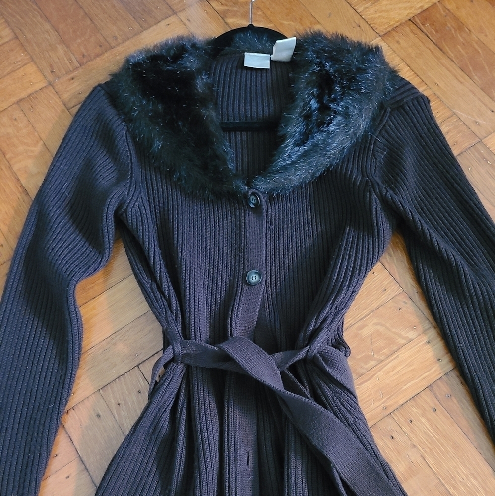 Emma james sweater w faux fur Hp🔥🔥🔥 - Picture 2 of 5